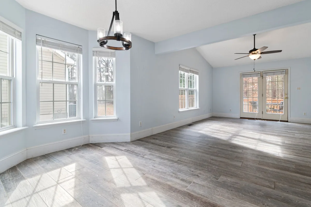 Clean, safe room after biohazard cleanup in Watterson Park / Bashford Manor, Louisville, KY